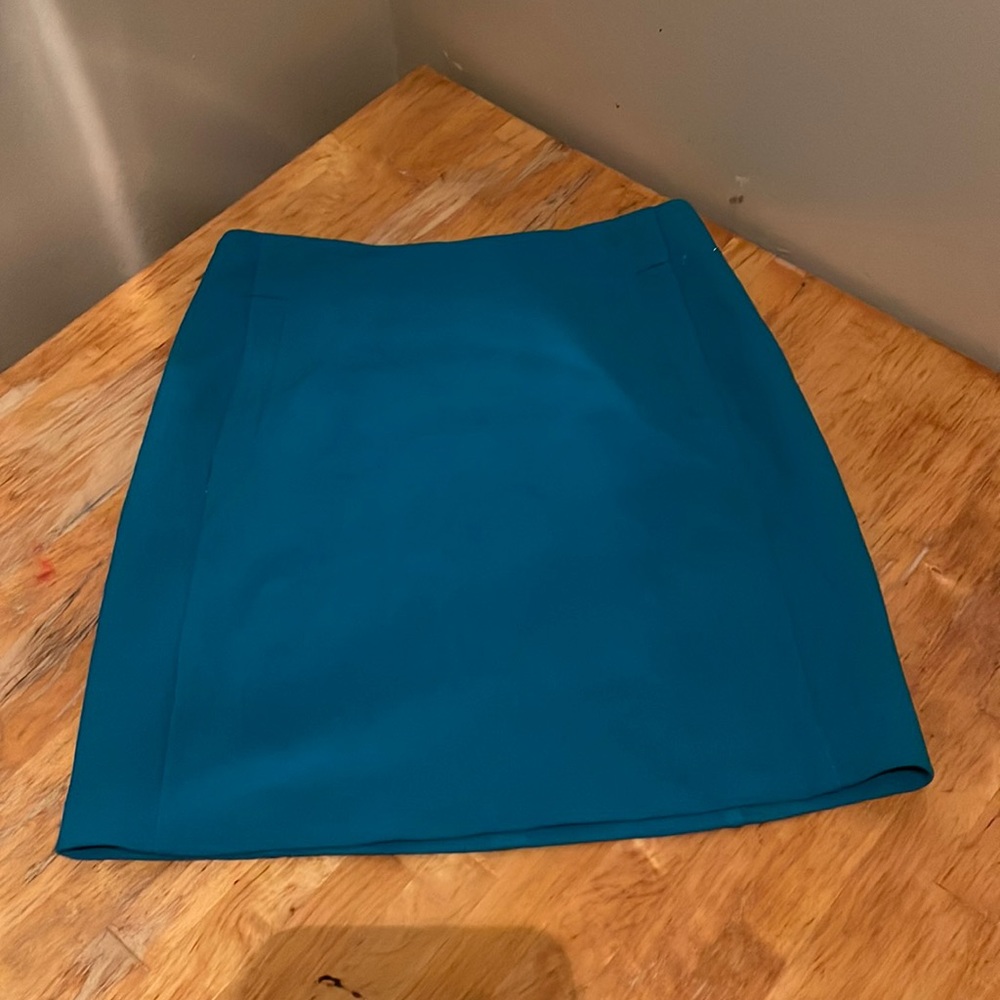 Banana Republic great condition teal turquoise size 2